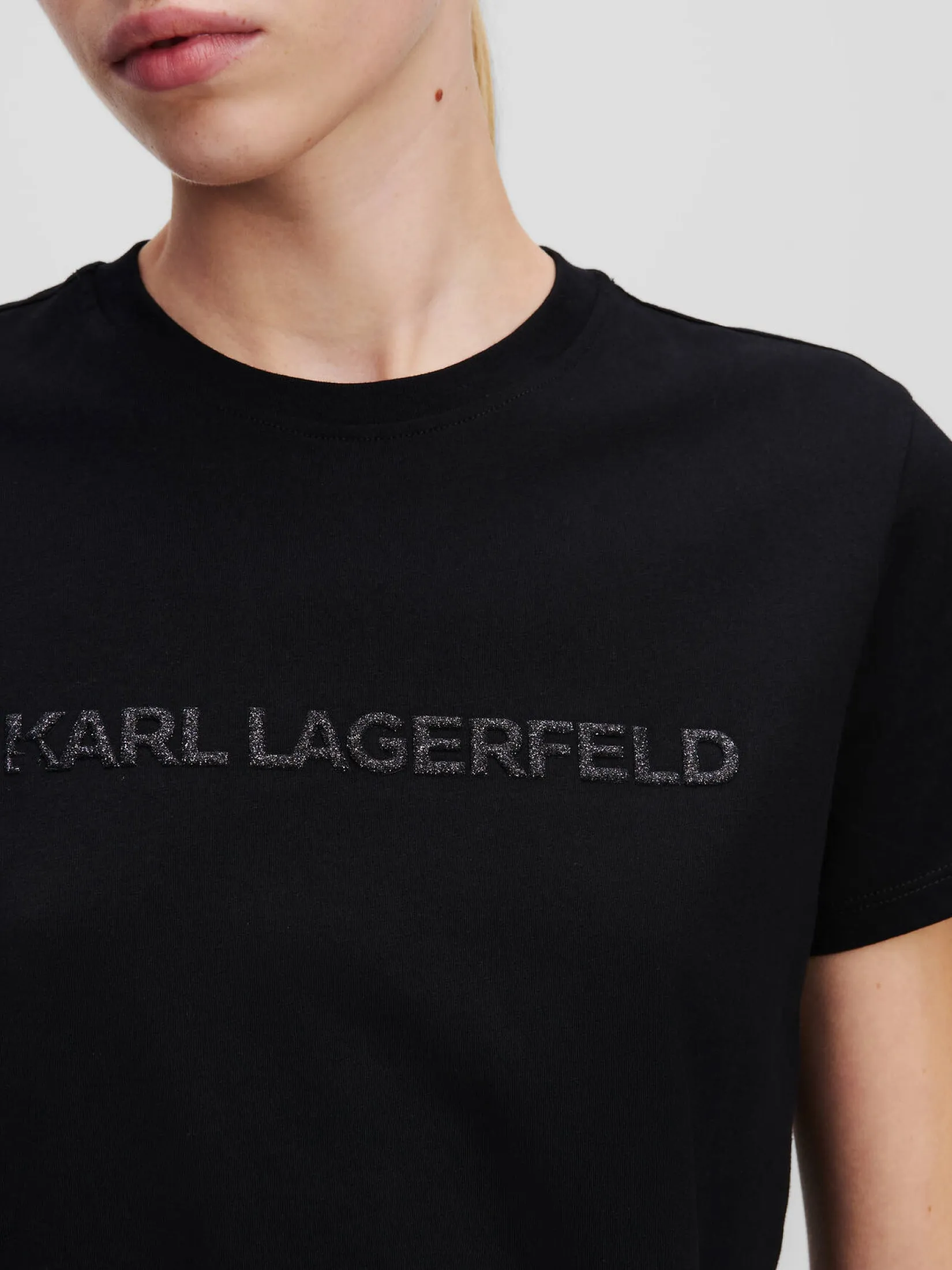 COMMERCIAL LOGO T-SHIRT