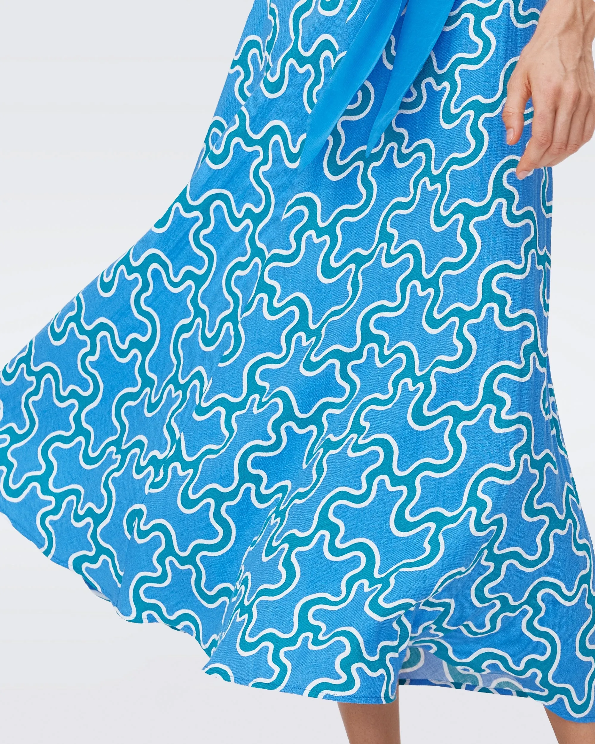 DVFFLORENCIA MIDI SKIRT CLOUD PATCH BLUE