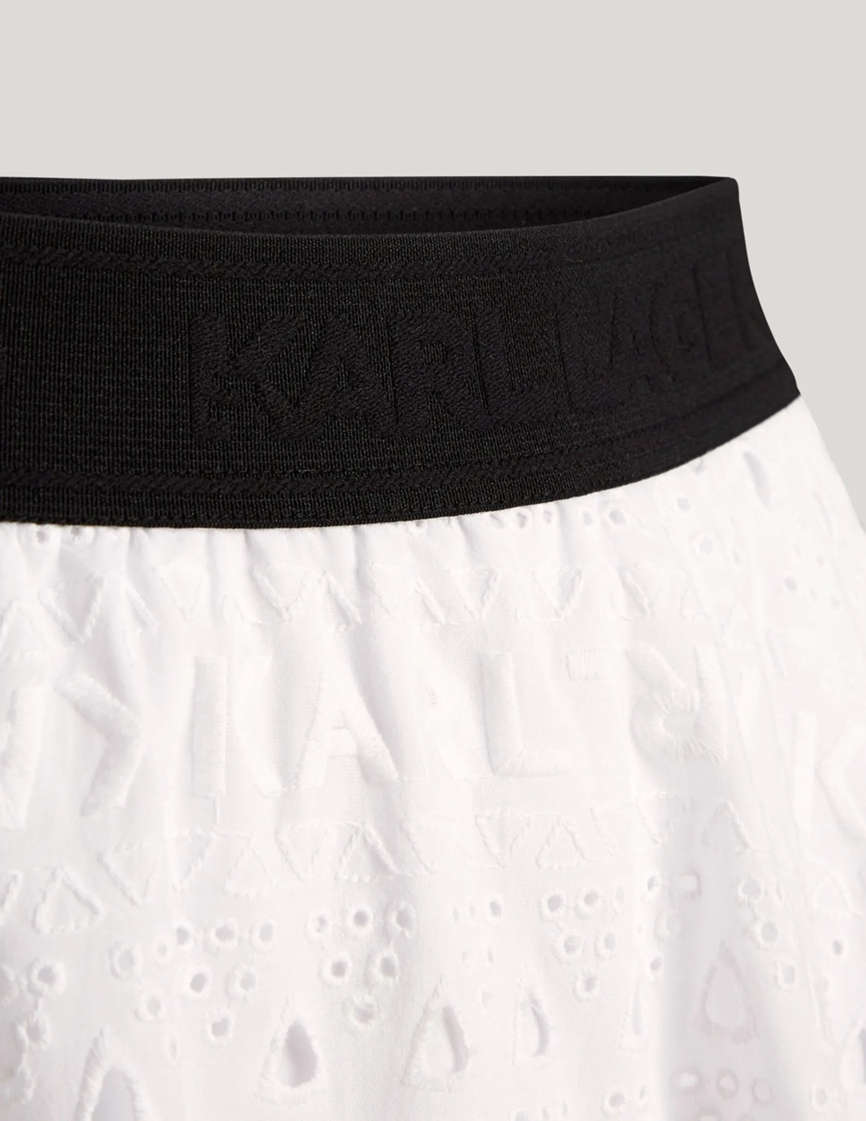 EMBROIDERY SKIRT