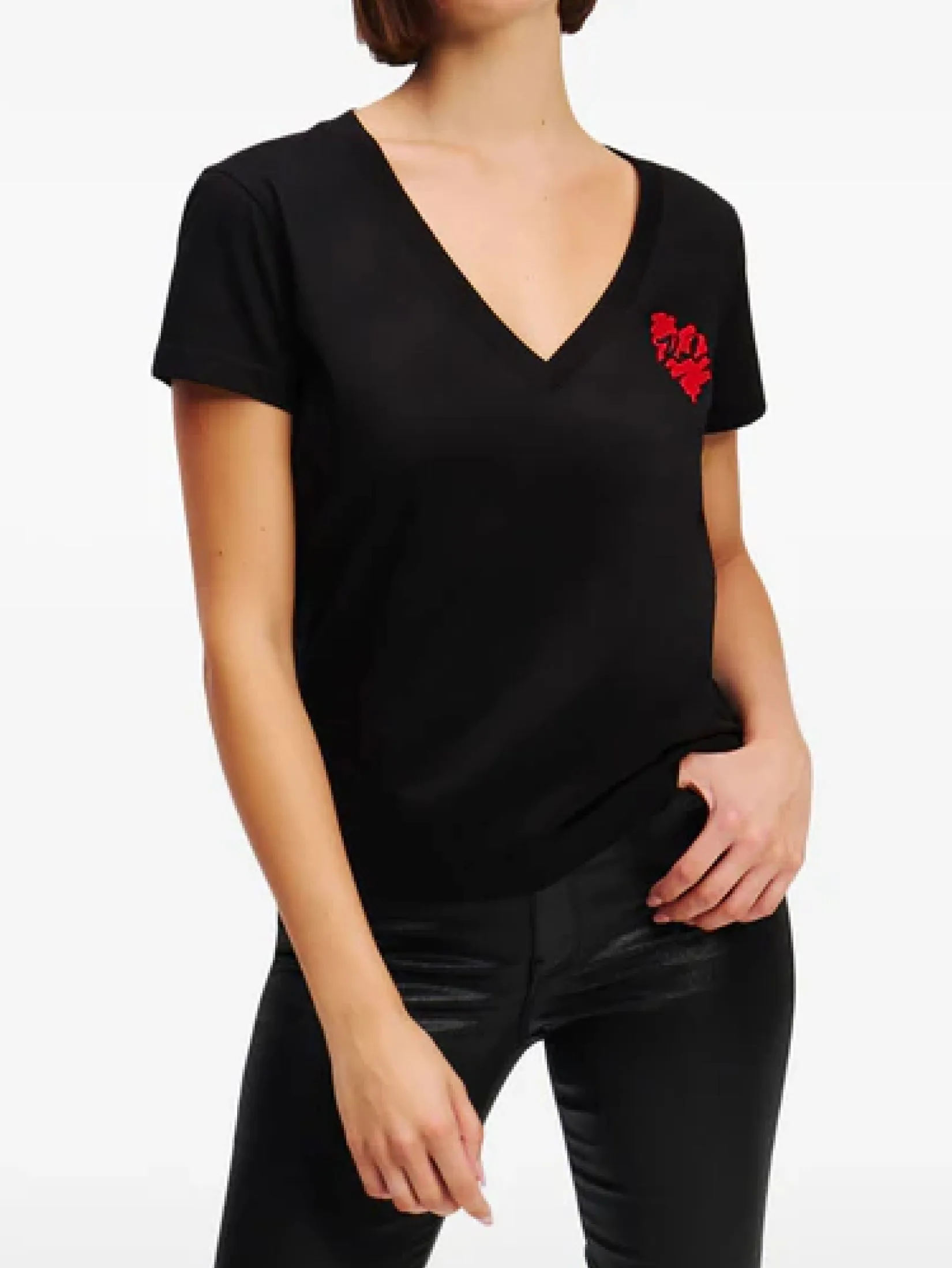 HEART V-NECK T-SHIRT