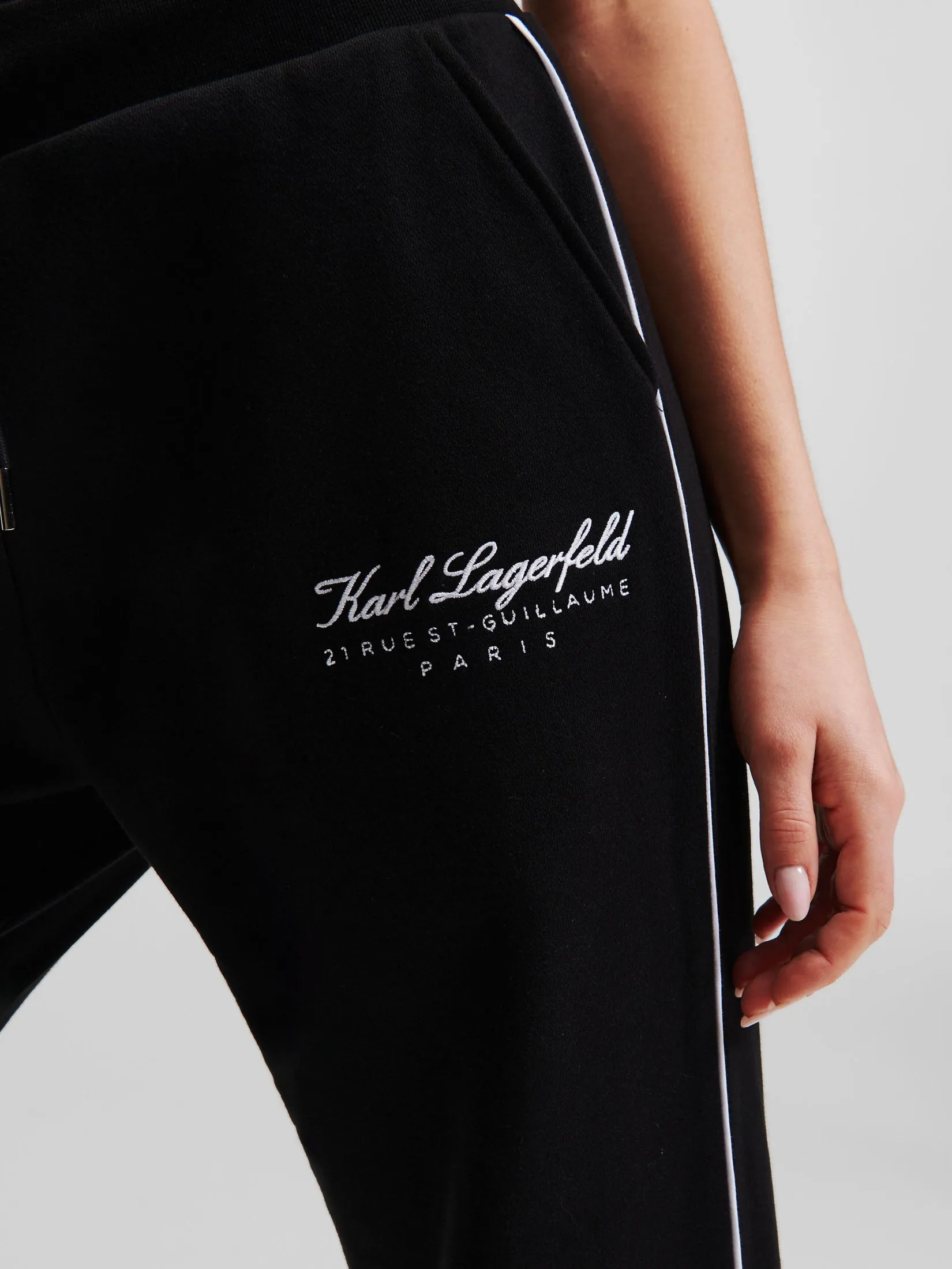 HOTEL KARL SWEATPANTS