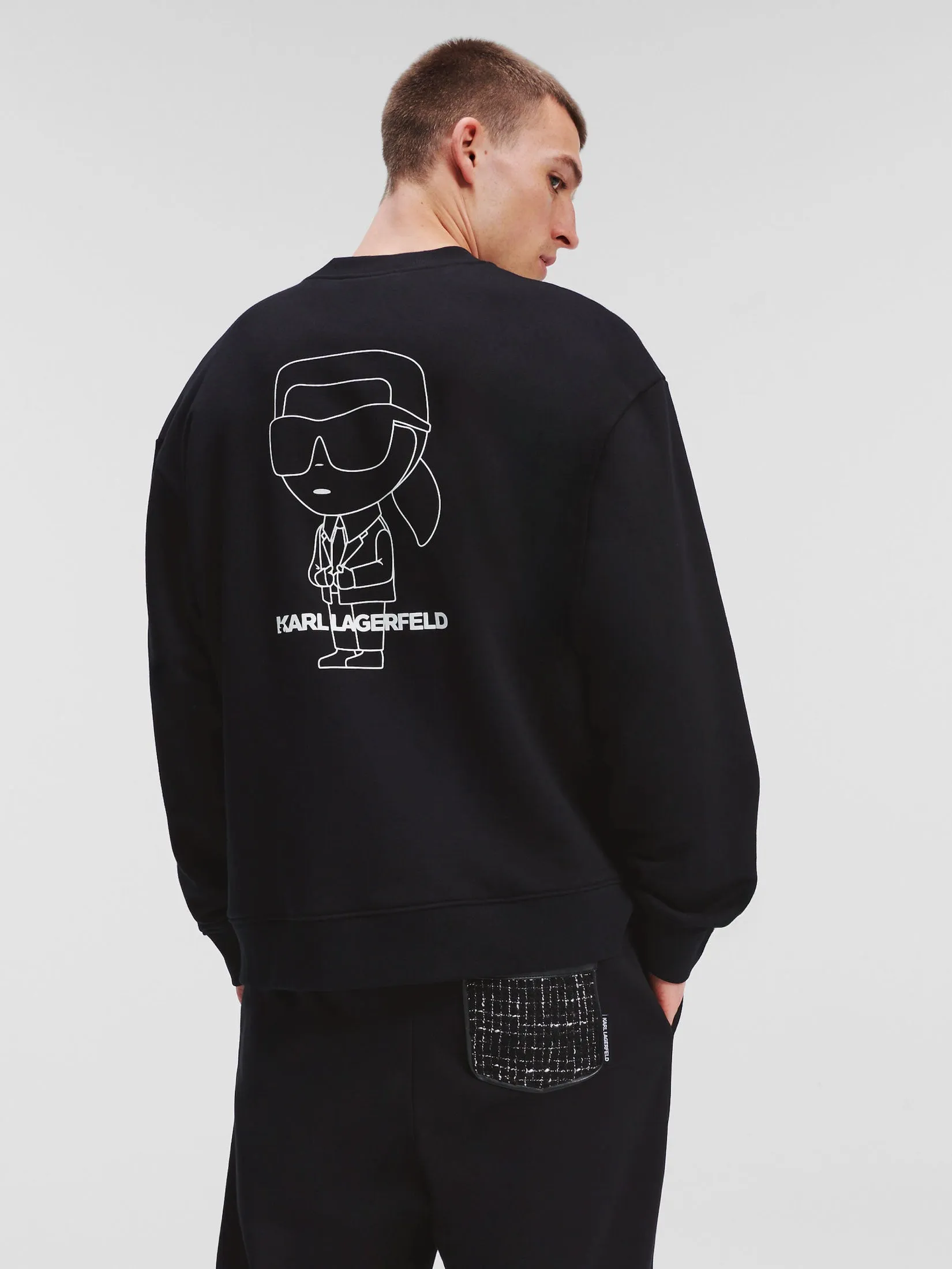 IKONIK 2.0 OUTLINE SWEATSHIRT