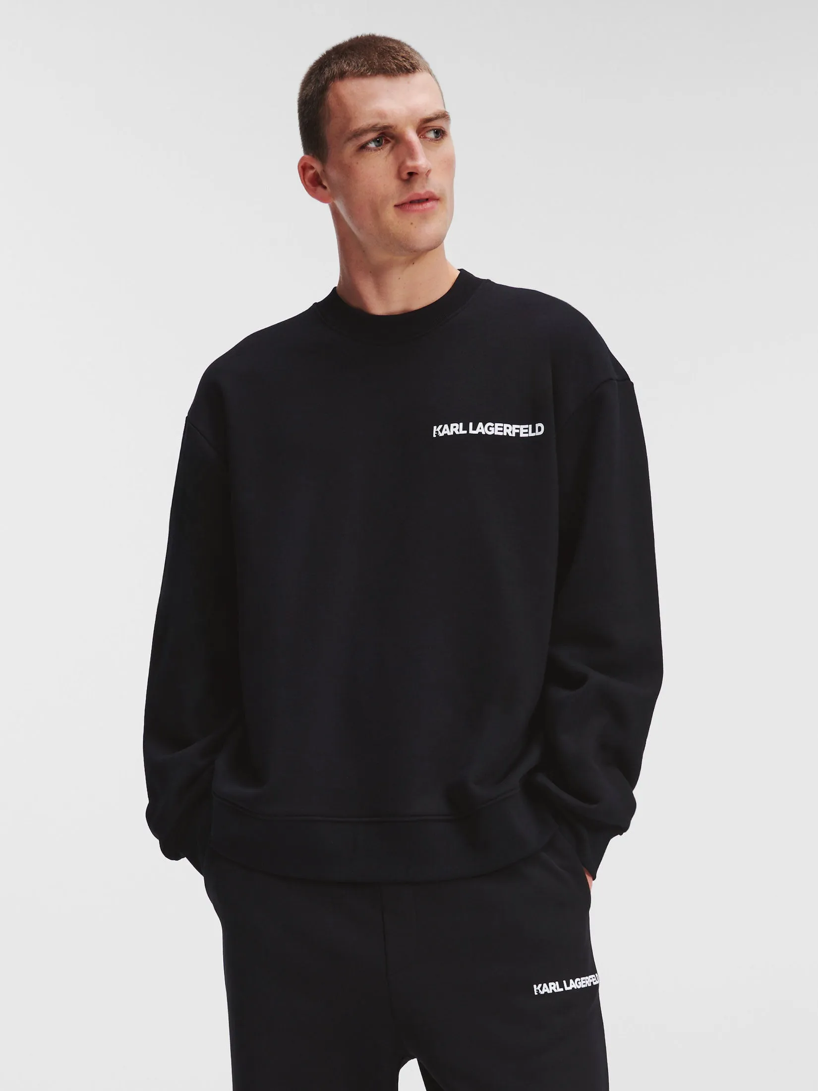 IKONIK 2.0 OUTLINE SWEATSHIRT