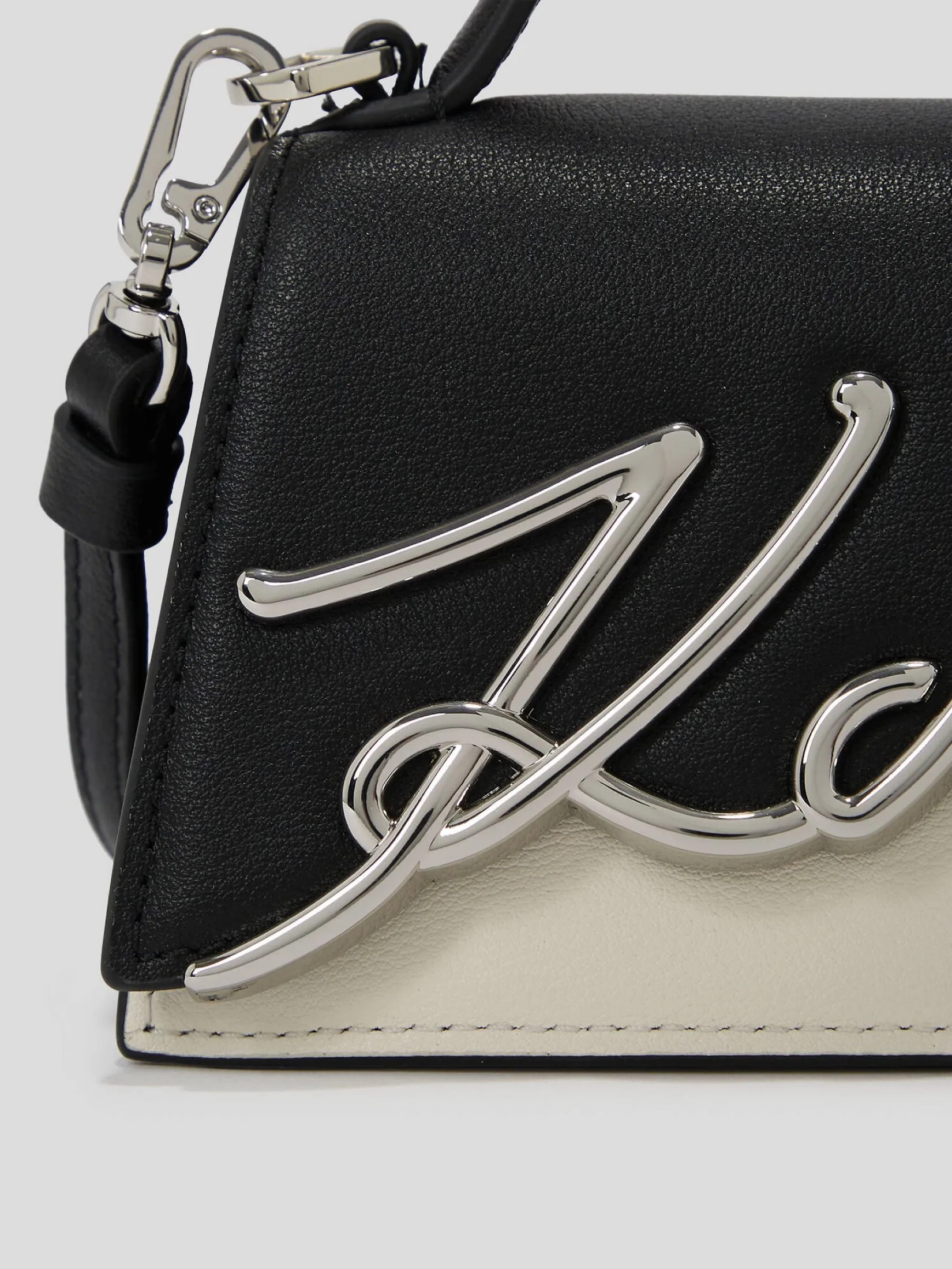 K/SIGNATURE 2.0 NANO BAG B/W
