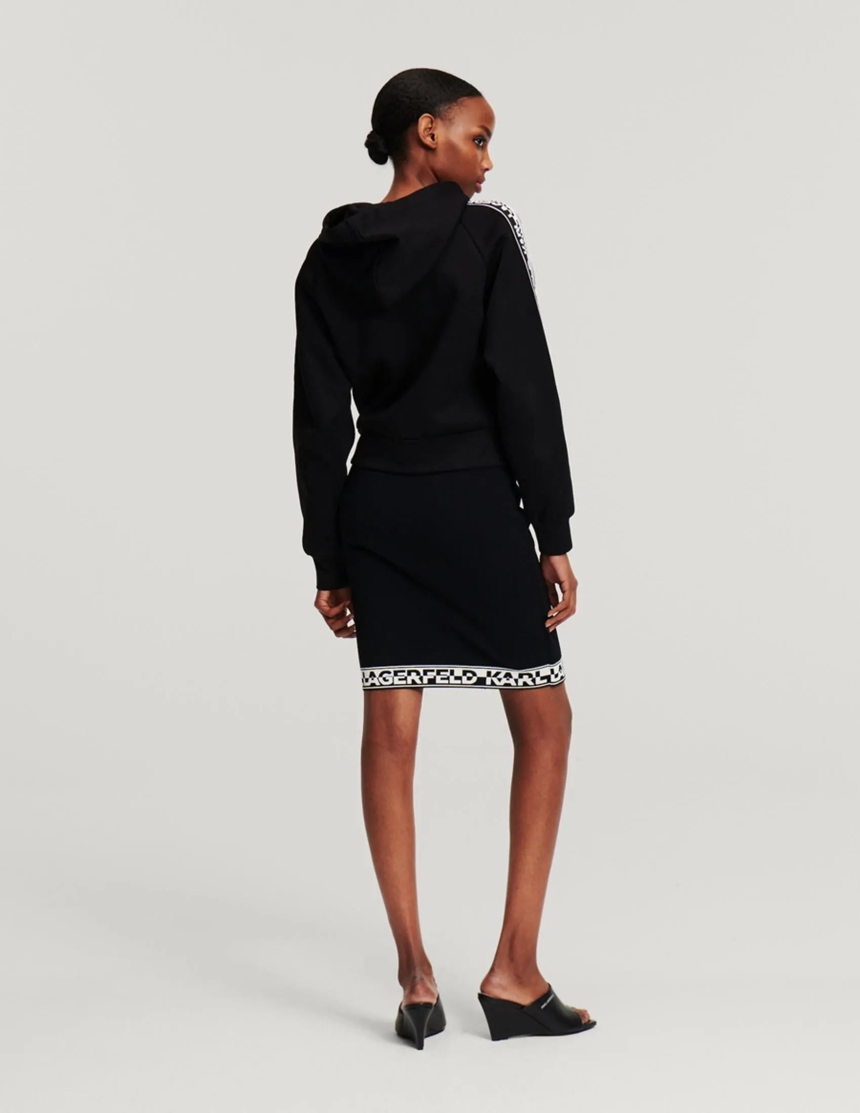 LOGO KNIT SKIRT