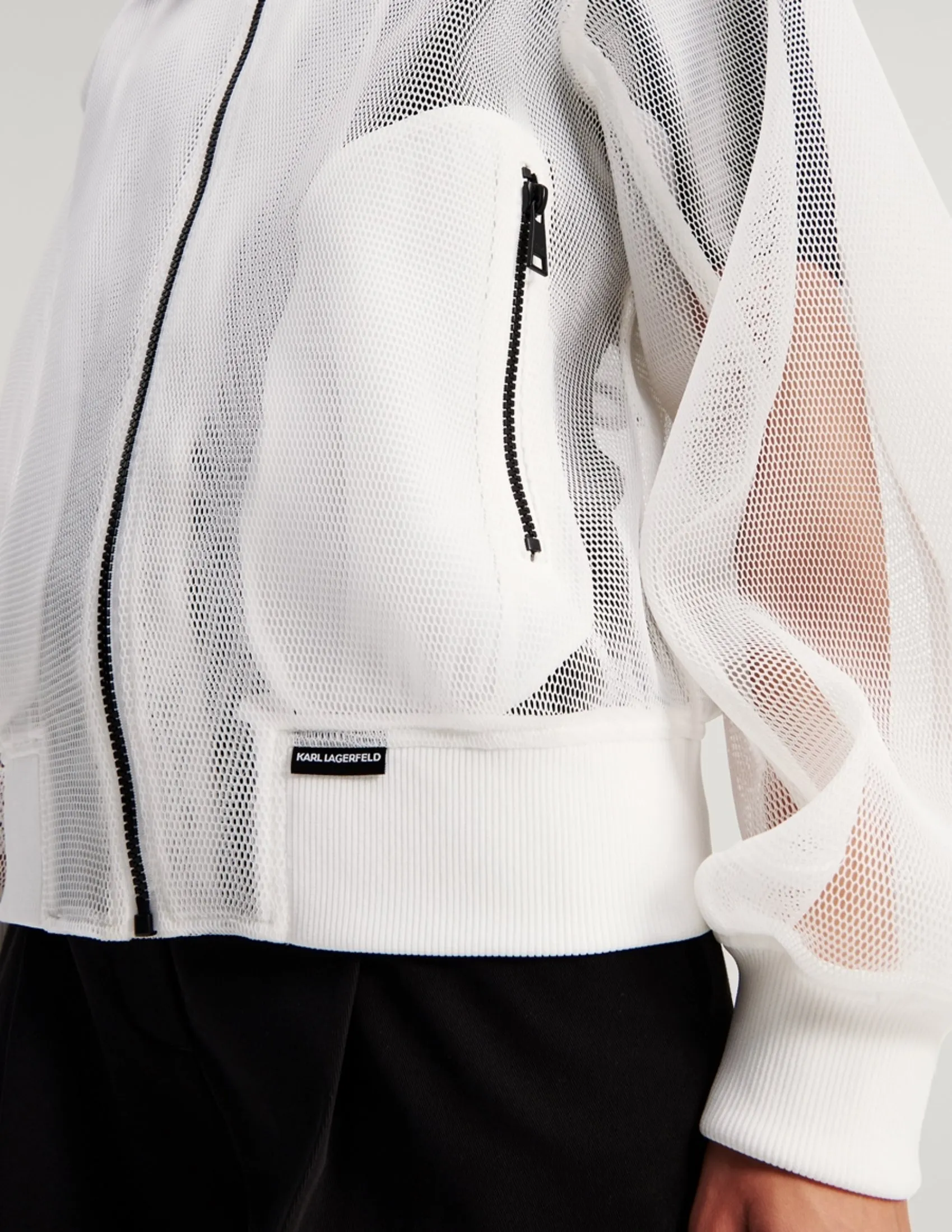 MESH BOMBER