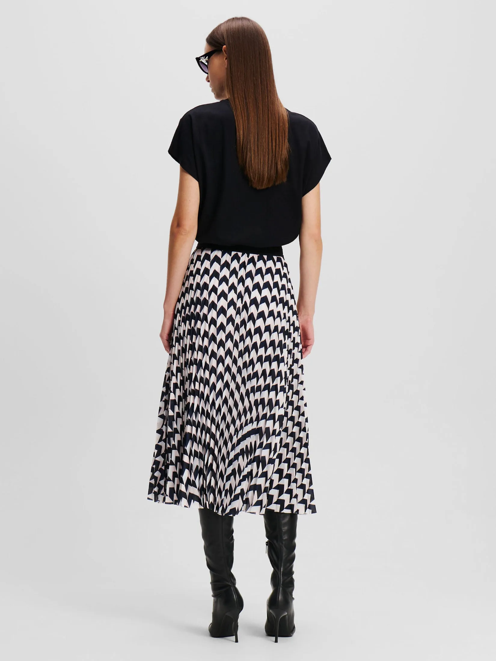 PLEATED SKIRT