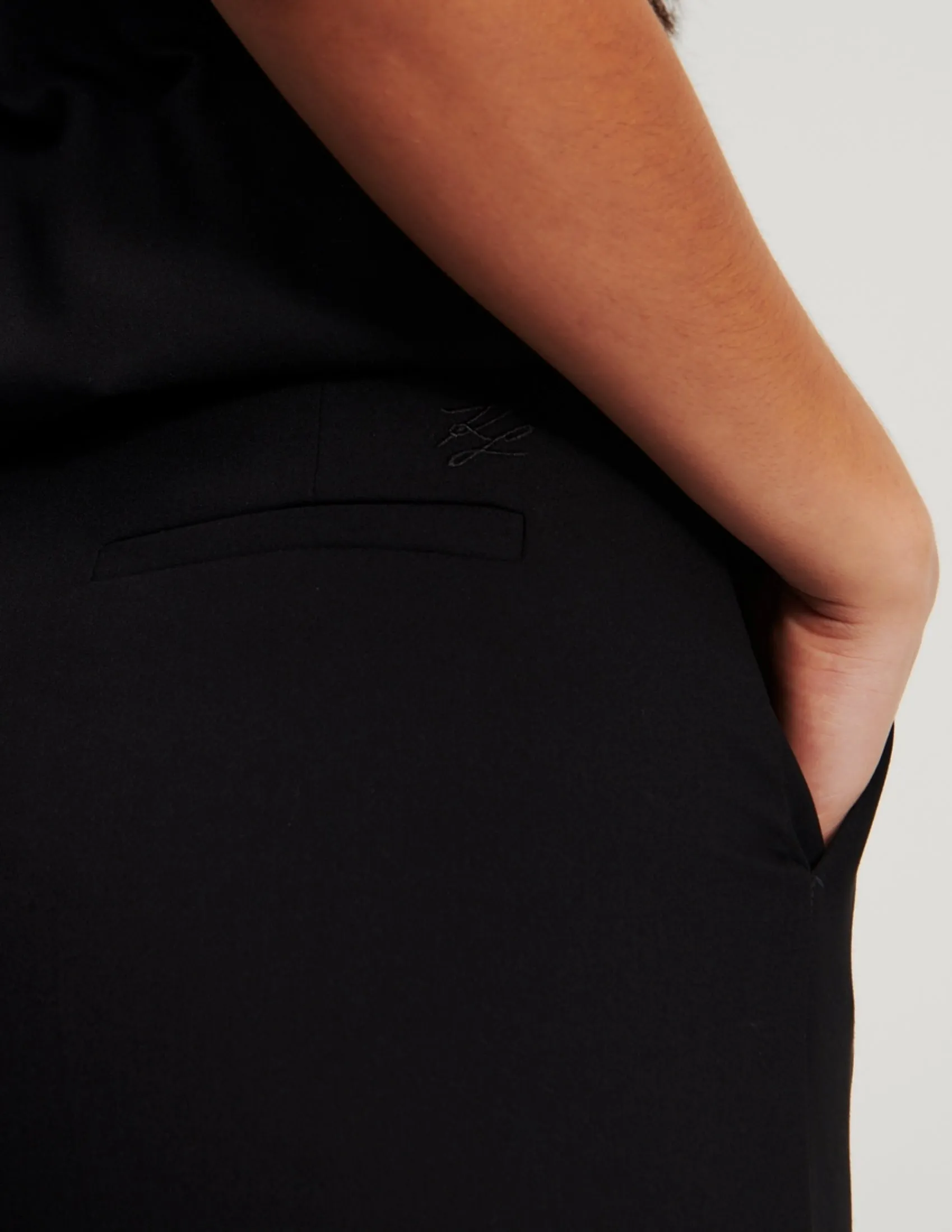 TAILORED PANTS