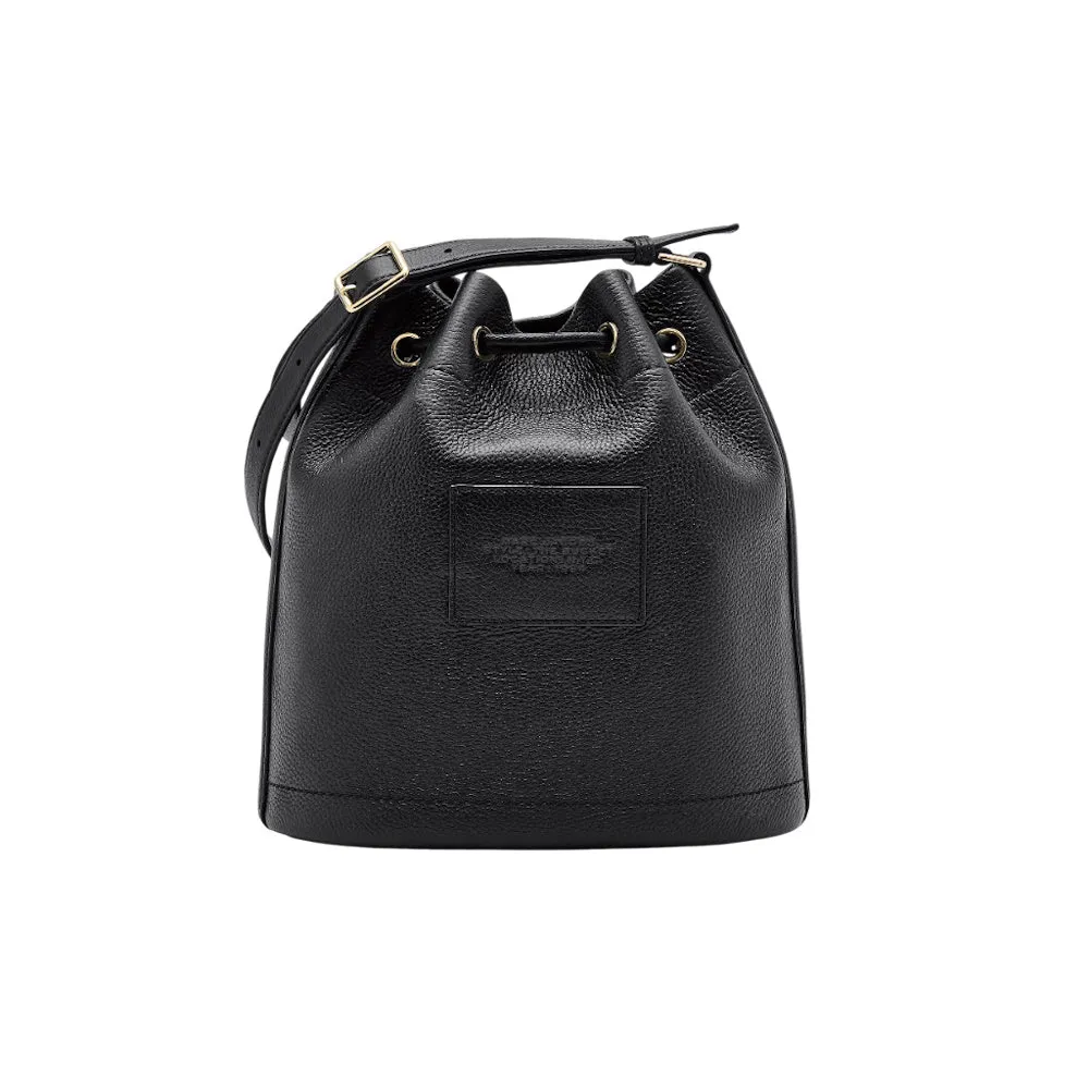 THE LEATHER LARGE BUCKET BAG