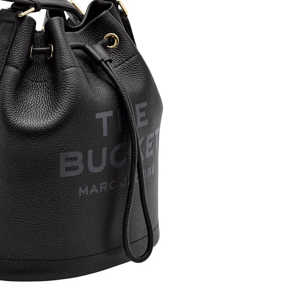 THE LEATHER LARGE BUCKET BAG